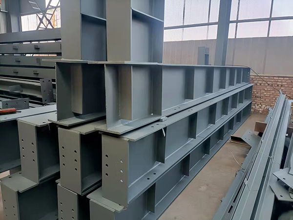 Box-type Beams and Columns for Industrial Workshop