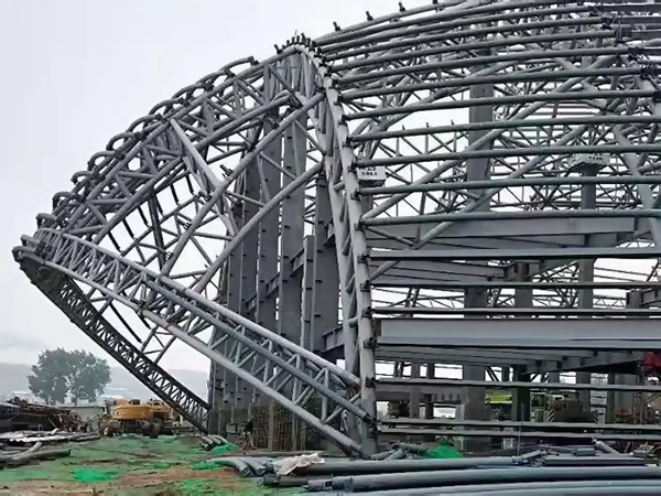 Large-span Steel Pipe Truss Structure