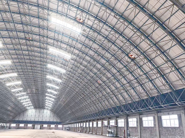 Enclosed Pipe Truss Building Structure